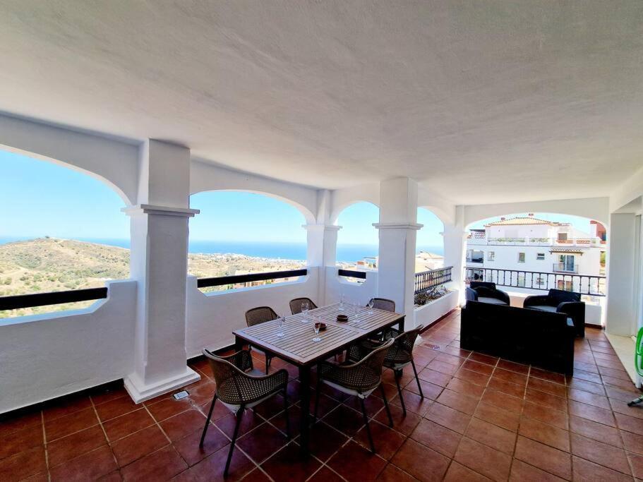Las Palmeras Seaviews Mijas Eksteriør billede