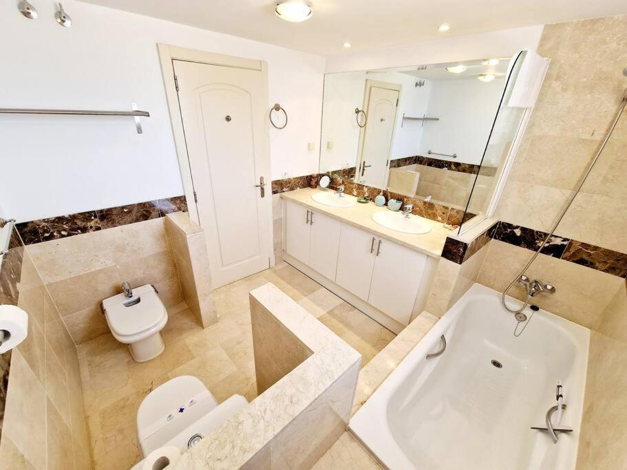 Las Palmeras Seaviews Mijas Eksteriør billede