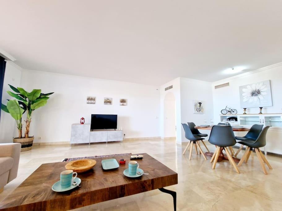 Las Palmeras Seaviews Mijas Eksteriør billede