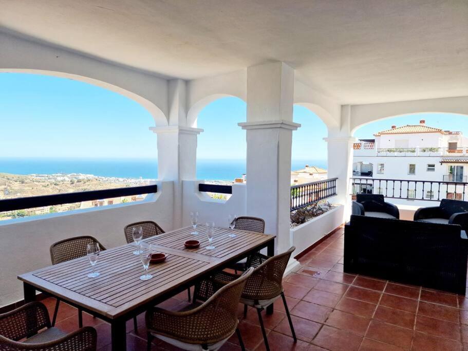 Las Palmeras Seaviews Mijas Eksteriør billede